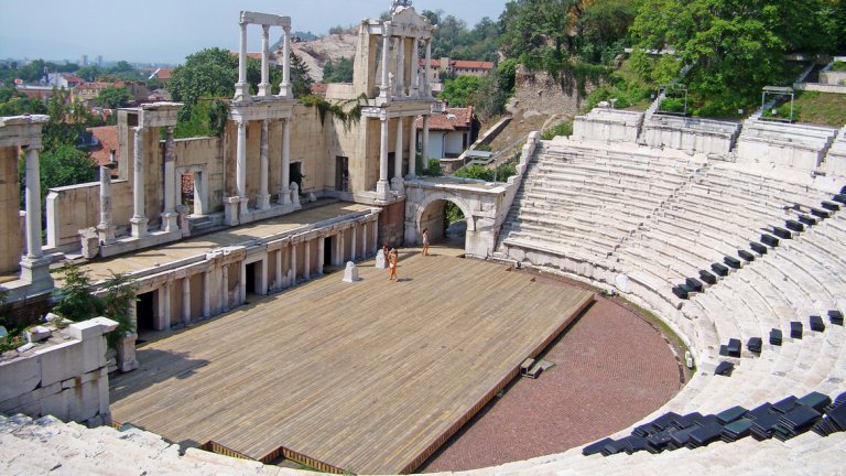 Общината била подведена за същността на събитието в Античния театър