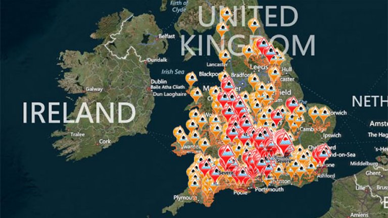 Подробна карта на рисковите места и наводнените местности, актуализирана на всеки 15 минути от Агенцията за околната среда във Великобритания.