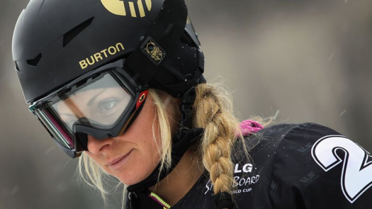 Александра Жекова завърши сезона в сноуборда с две поредни победи за Световната купа