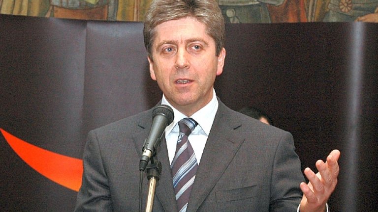 Президентът Георги Първанов остана с право да избира двама, вместо четирима от членовете на Съвета за електронни медии...  