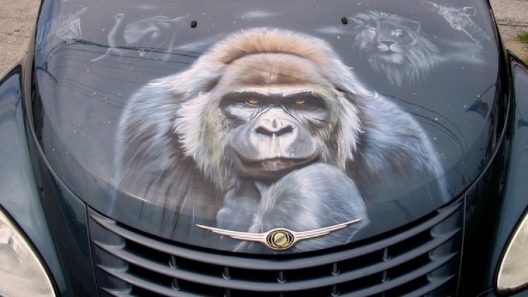 Духът на Харамбе броди из интернет