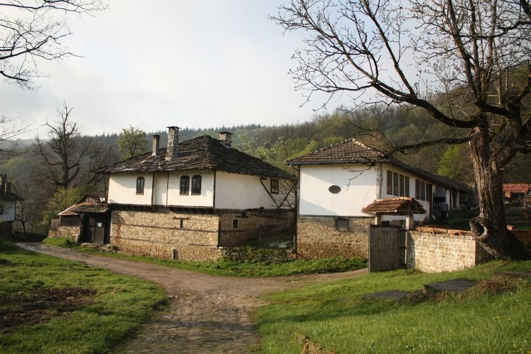 Село Боженци.