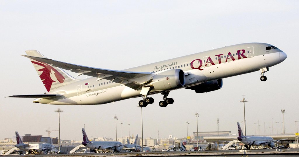 Qatar-Airways-Boeing-787-Takes-Off-On-European-Expansion