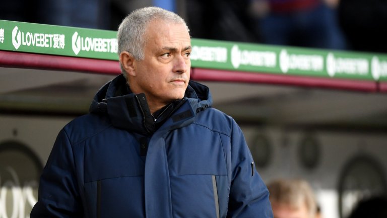 Моуриньо сам се похвали, че е треньор на месеца в Англия