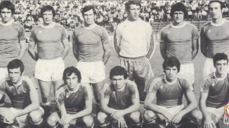 1978: Няма купа, няма титла.Пълен кошмар за червените навръх 30-ия им рожден ден. За две седмици ЦСКА губи първо Купата на Съветската армия, а след това и шампионската титла. Съветският трофей е проигран във финала срещу Марек, загубен с 0:1 след прочутия гол на Севдин: „в 30 минута, от 30 метра, пред 30 000 зрители, по случай 30-ата годишнина на ЦСКА“, както разправят на майтап левскарите. Малко по-късно в коша заминават надеждите и за шампионската титла. Загубата на ЦСКА от Академик в Свищов с 0:2 е напълно достатъчна за Локомотив (Сф) да триумфира като първенец на България.