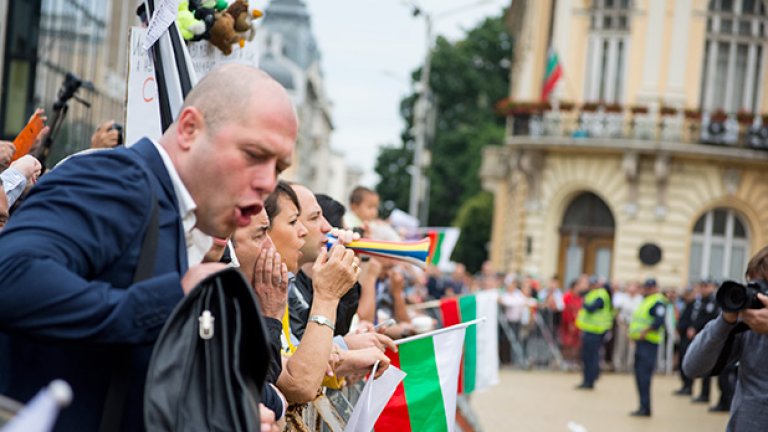 Парламентът не работи - няма кворум