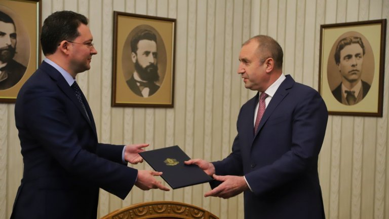 Президентът благодари на Даниел Митов за усилията и заяви, че се надява времето сега да бъде инвестирано в диалог между политическите сили
