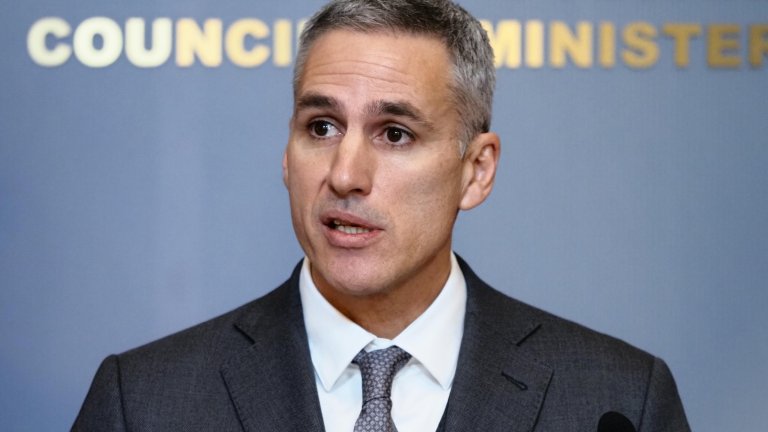 Кабинетът обсъди кризата в Близкия изток, няма повишаване на бойната готовност