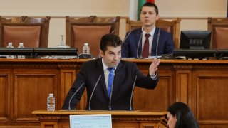 Премиерът изтъкна успехите на правителството и припомни на депутатите, че са се клели в името на България