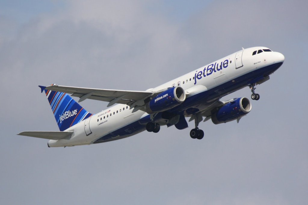 Airbus A320 - JetBlue N584JB 022312 (22)