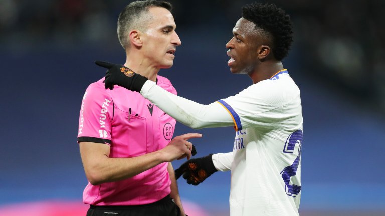 Предпоследният препъна Реал на "Бернабеу" и завърза ситуацията в челото