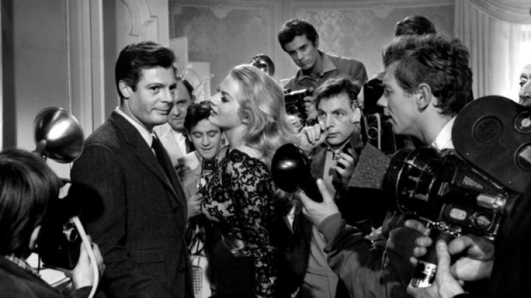 10. La Dolce Vita / "Сладък живот" (Фредерико Фелини, 1960 г.) - италианскиедна седмица от живота на римския журналист Марчело Рубини в неговото непрестанно търсене на любов и щастие, които никога не идват.