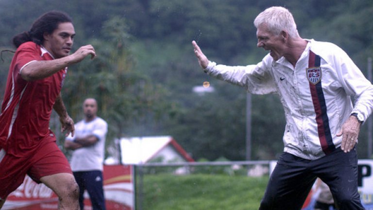 Американска Самоа, №200 в ранглистата
През 2001 г. този отбор претърпя най-внушителната загуба в историята на съвременния футбол - 0:31 от Австралия, но после под ръководството на американския си треньор Томас Ронген записа историческа първа победа.