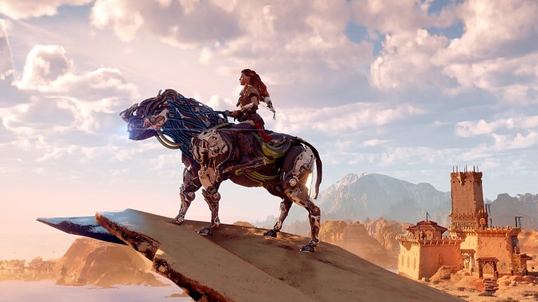 Horizon Forbidden West - 18 февруари
Horizon Zero Dawn бе може би най-добрата игра за 2017 г. и все още продължава да бъде адски актуална и днес. На хоризонта обаче се задава нейното продължение, което изглежда не по-малко обещаващо, като отново ще влезем в обувките на Aloy - момичето стрелец, което трябваше да оцелее в опасен постапокалиптичен свят, пълен с роботи. 
С вълнуващ геймплей, кристална графика и интересна история, ако продължението е дори наполовина добро, колкото оригинала, то Forbidden West ще е задължителна за изиграване през 2022 г.