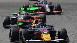 Никола Цолов се класира на второ място във Формула 3