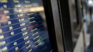 Предприетите мерки спрямо новия щам и от правителството на Борис Джонсън, и от европейските лидери са меко казано пресилени