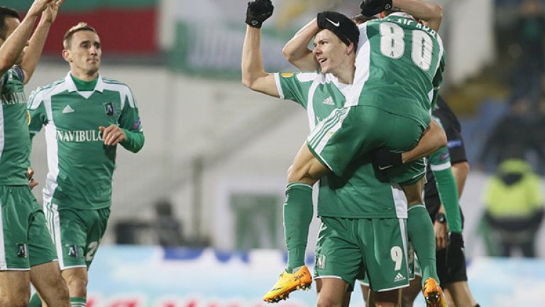 Роман Безяк отбеляза и двата гола за "зелените".