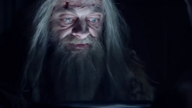 A Christmas Carol - FX, BBC One (19 декември)
Няма как - Коледа идва, а с нея и поредният нов прочит на "Коледна песен" по Чарлз Дикенс. Този път тя е в колаборация между FX и BBC One, които превръщат историята в минисериал от три епизода. Резултатът се очертава да е мрачен, агресивен и доста не детски, с щипка от усещането на Peaky Blinders и Taboo (все пак излизат от един и същ създател). В главната роля на Ебенизър Скрудж ще видим Гай Пиърс, а освен него ще се появят още Том Харди, Анди Съркис, Стивън Греъм и други. Определено си заслужава да се види.