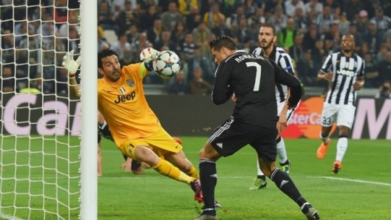 Последен гол: Роналдо вкарва отблизо и оставя Реал в играта (1:2) срещу Ювентус, в първи полуфинал във вторник.