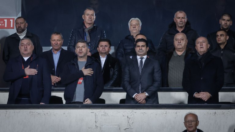 "Нашият футбол е почти на аматьорско ниво, държавата по никакъв начин не помага"