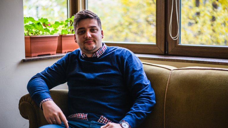 Марио Мишев - другият мотор на "Българска история". Той отговаря за маркетинг частта на Сдружението и за кампаниите онлайн.