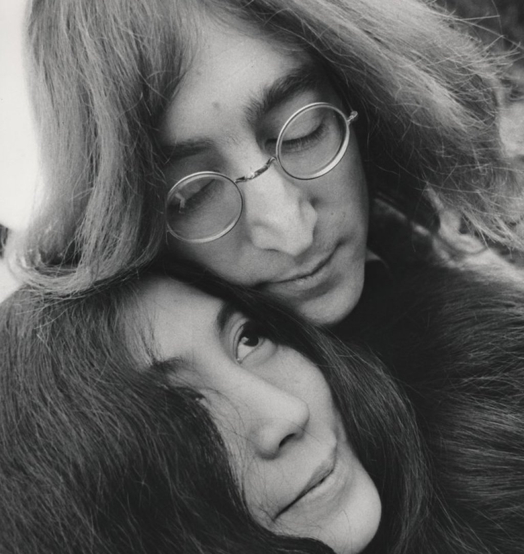 \"Не се страхувай да загубиш – ако човека не е на твоята вибрация, той така или иначе ще изчезне. Страхувай се да бездействаш и да изпуснеш възможност да бъдеш щастлив. Бъди себе си и бъди честен – търси яснота и тогава всичко ще дойде на своето място! Вс