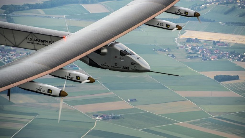 Solar Impulse 2 first flightSolar Impulse | Revillard | Rezo.ch