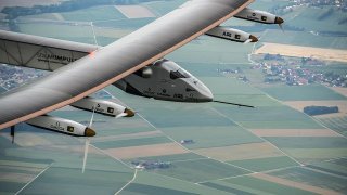 Solar Impulse 2 first flightSolar Impulse | Revillard | Rezo.ch