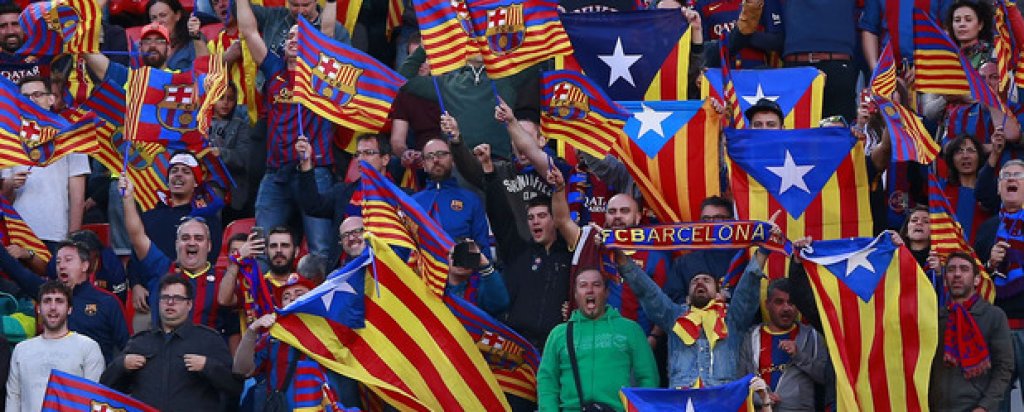Преди мача феновете бяха радостни, че слуховете за забраната на каталунския флаг не се оказаха верни