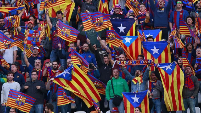 Преди мача феновете бяха радостни, че слуховете за забраната на каталунския флаг не се оказаха верни