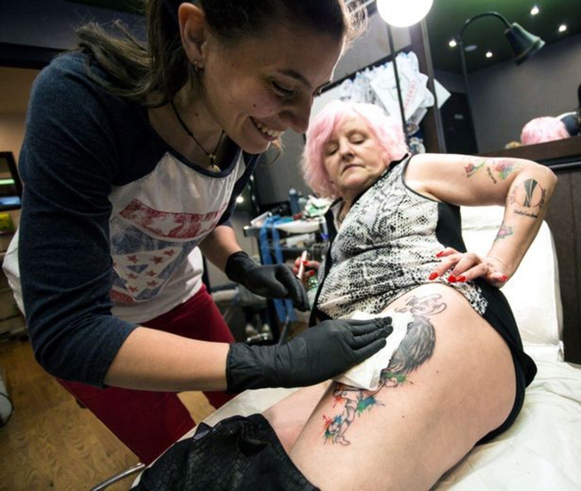 Татуировка посвященная бабушке