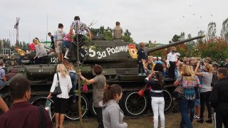 Те не са дори истинска държава. Но това не им пречи да празнуват независимост