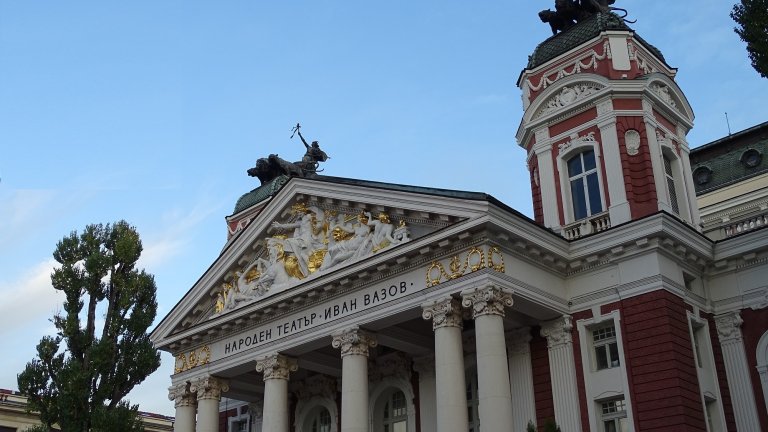 "Свръхпредел" в Народния театър - моноспектакъл към и за дигиталното поколение