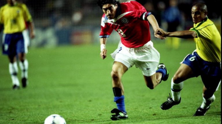 Роберто Карлош за Иван Саморано
Отбори: Реал Мадрид и Интер (лятото на 1996-а)
Сума: 1 млн. паунда + Роберто Карлош за Саморано
По онова време не сделката изглежда такава минавка за Интер и италианците все пак са доволни от трансфера, но след това Роберто Карлош направи същински фурор с екипа на Реал.