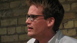 800px-John_Green_in_Minneapolis