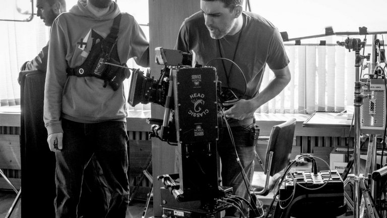 Крум Родригес е човекът зад камерата на част от добрите български филми от последните години - „Воевода", „Слава", „Безбог", „Виктория", „Цветът на хамелеона", „Подслон" и др.