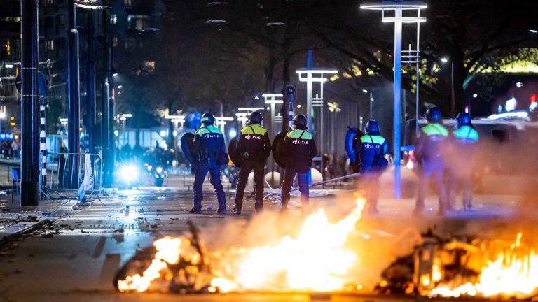Полицията подчертава, че всички усилия са били насочени към възстановяване на обществения ред