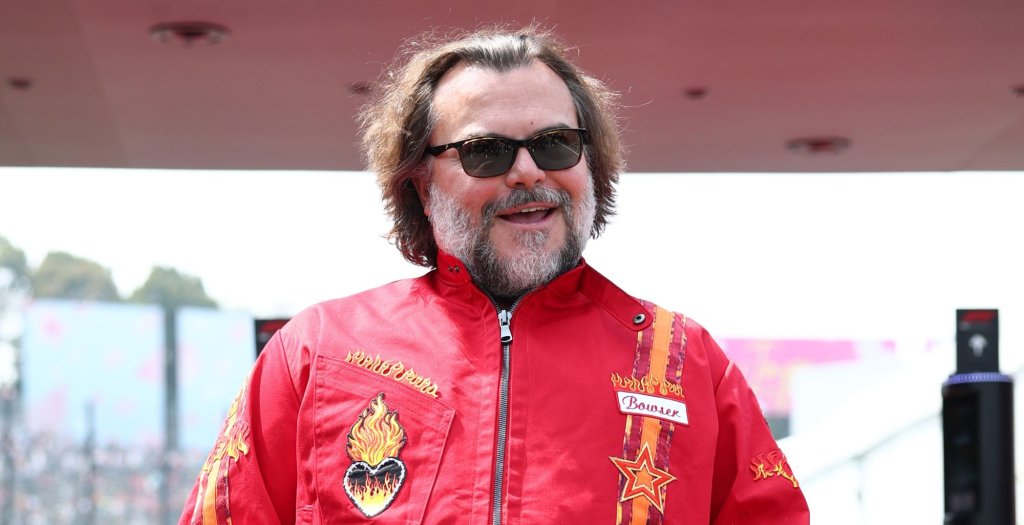 7. Джак Блек - 28 милиона долара
След успеха на франчайзите „Кунг Фу Панда“, „Супер Марио“ и миналогодишния близо милиарден хит „Майнкрафт: Филмът“, малцина могат да спорят, че 56-годишният Джак Блек не е най-голямата звезда в детското кино в света. Освен това, през 2025 г. той удвои успеха си, като участва заедно с Пол Ръд в римейка на „Анаконда“, който също се оказа успех за Sony.