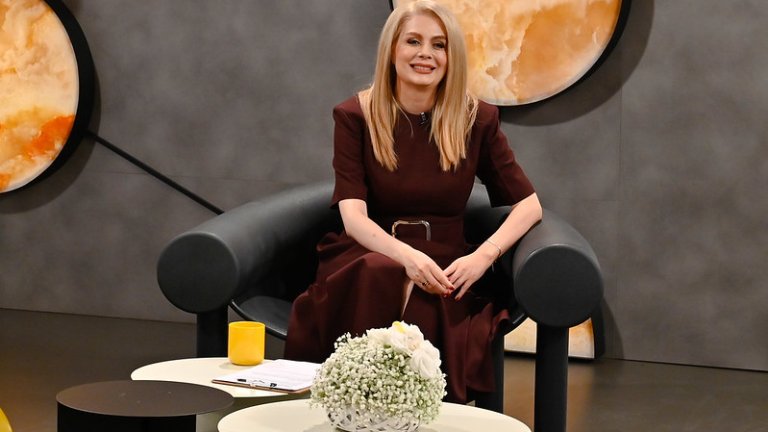 Ако така ще рециклираме вехти звезди....