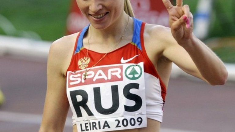Ана Алминова
Специалистката на 800 и 1500 метра вече се пенсионира, но докато се състезаваше получи две наказания за допинг – първо за три месеца, а след това за две години.