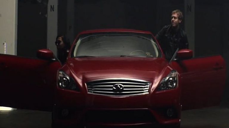 Световният шампион от Ф1 е шофьор на певицата в новото й видео