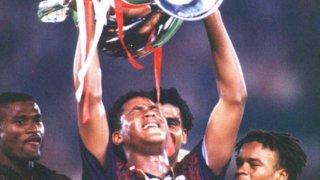 Май 1995-а светът е в краката на Клуйверт - новата голяма  звезда на футбола. По-малко от 4 месеца по-късно всичко се променя...