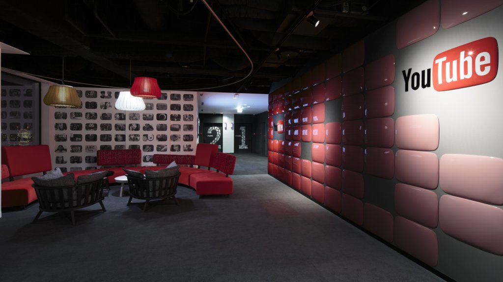 youtube-space-in-tokyo