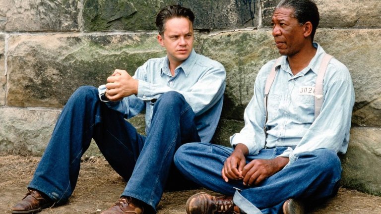  The Shawshank Redemtion/ Изкуплението Шоушенк - Франк Дарабонт 

Адаптацията на Дарабонт, който стои зад режисурата и сценария на филма, е базирана на повестта на Стивън Кинг - "Рита Хейуърт и изкуплението в Шоушенк". 

Въпреки че филмът не става боксофис хит, отчасти заради конкуренцията с "Форест Гъмп" и "Криминале", които също излизат през 1994-а, той е определян като един от най-добрите за всички времена. Морган Фрийман, който играе ролята на Ред, казва, че това е любимата му роля за всички времена. Това е достатъчно показателно за качествата на "Изкуплението Шоушенк".