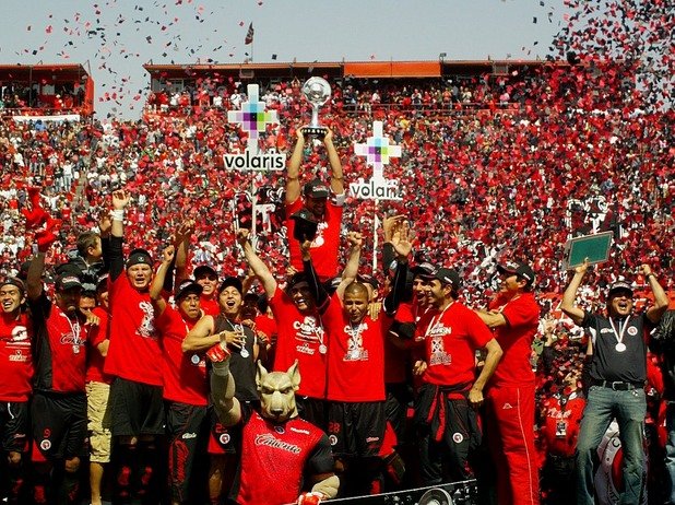 Тихуана... Това бе абсолютен шок за Мексико. Влязъл за първи път в Примера само година по-рано, червеният тим стана шампион през 2012-а.