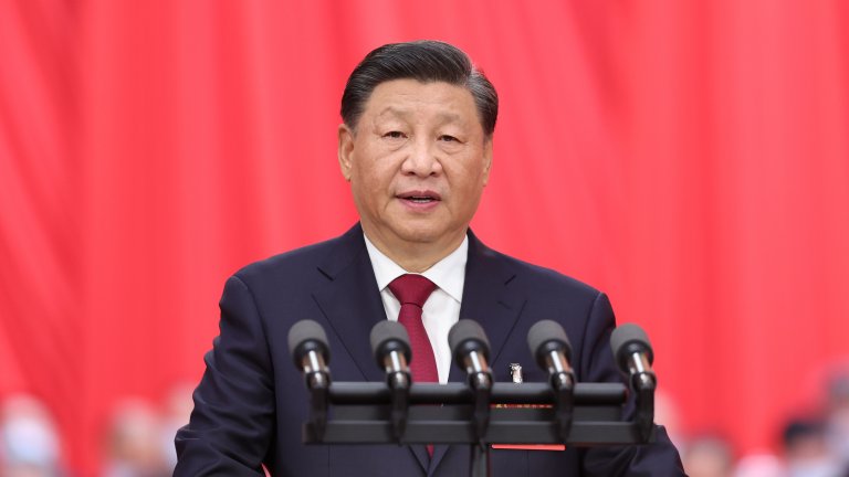 Китайският президент инспектира войскови части близо до Тайван