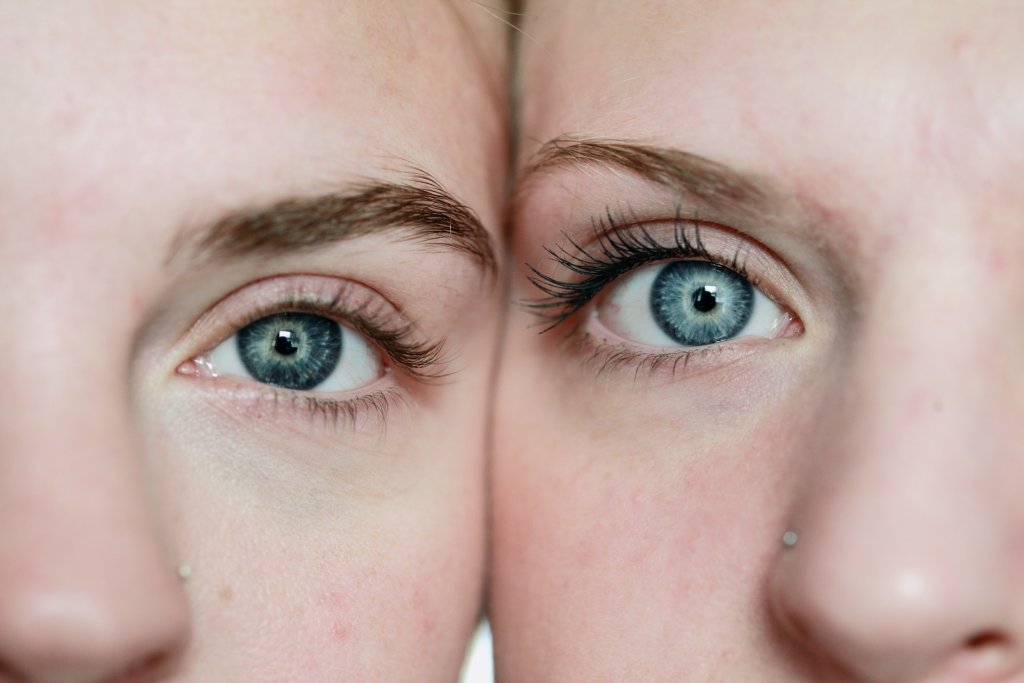 alexander-grey-NeRKgBUUDjM-unsplash