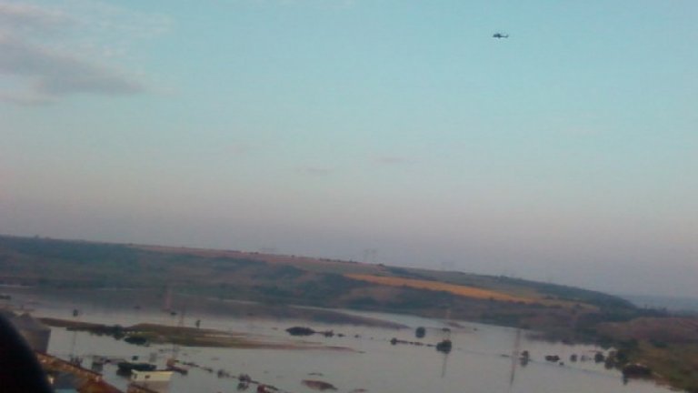 Още eдин вертолет е в готовност за оказване на помощ по указания на Кризисния щаб