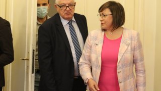 Оказва се, че ПП и ДБ не са съгласни с предложението, а ГЕРБ поиска спешно изслушване на премиера