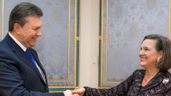 Виктория Нюланд и сваленият от власт Виктор Янукович